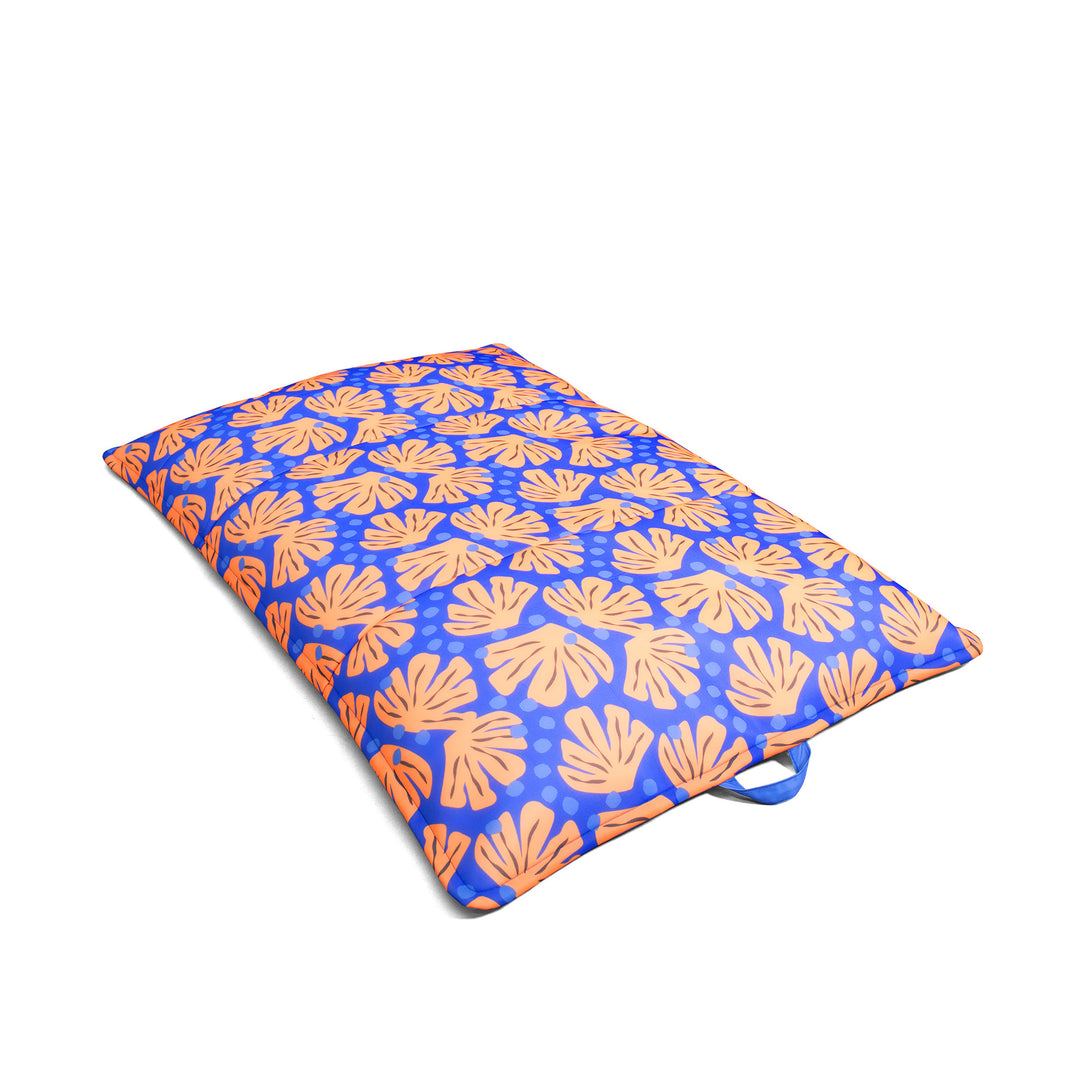 Lagoon lounger side #color_sweet-shells-berry